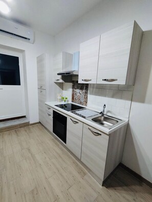 Private kitchen - D'Anthoine apartment (Palermo)