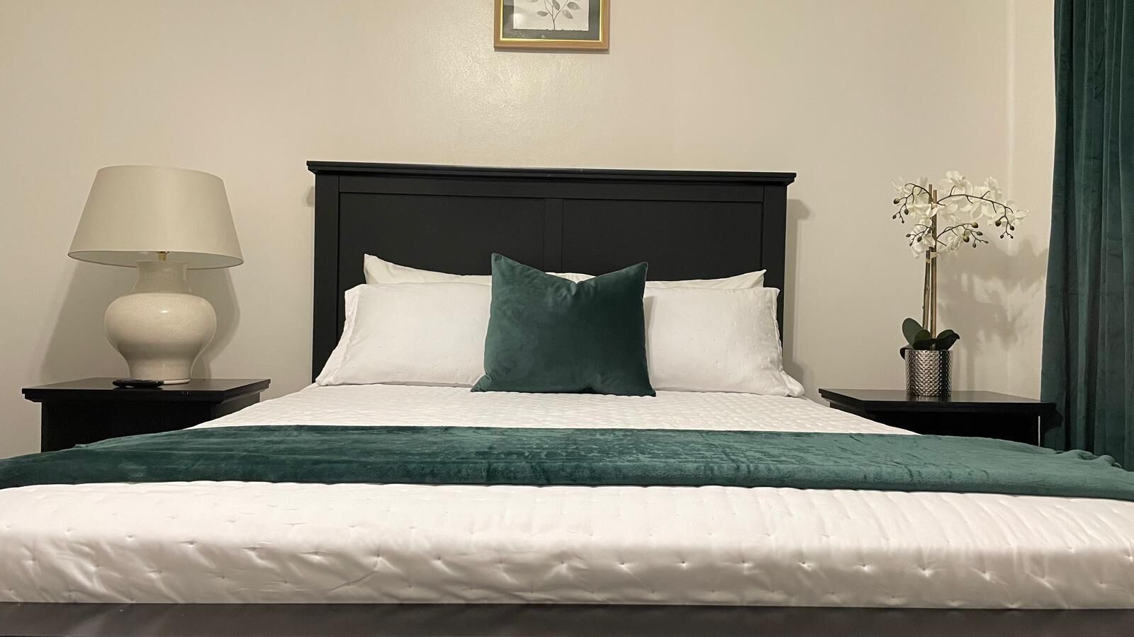 2 soverom, strykejern/-brett, wi-fi og sengetøy