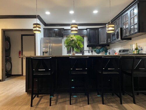 Secluded Contemporary 2BR 2BA Suite