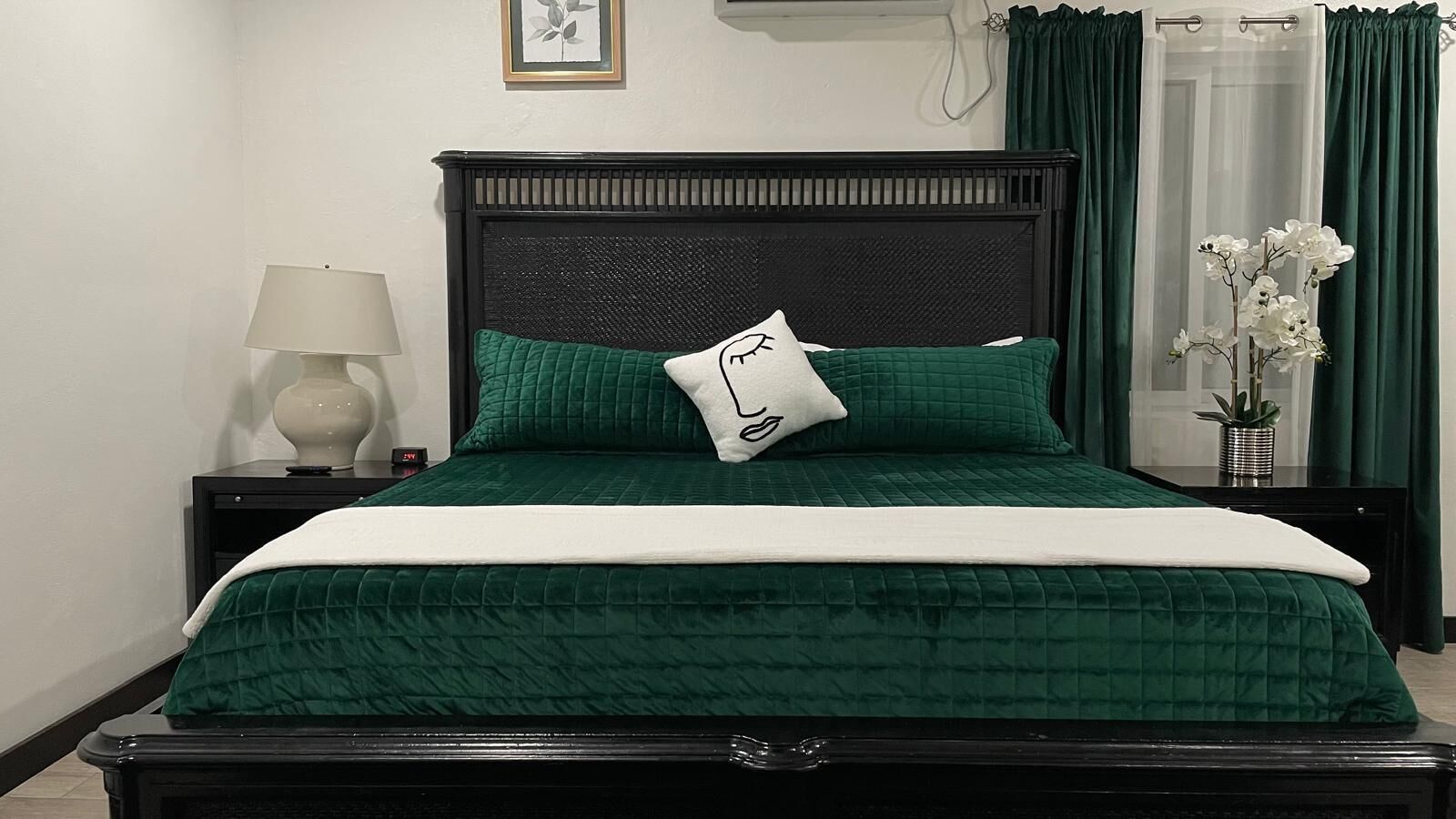 2 soverom, strykejern/-brett, wi-fi og sengetøy