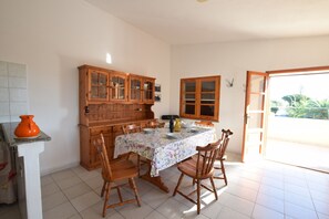 House, Smoking | 2 bedrooms - Fsg-pint02p1 in San Giovanni (Posada)