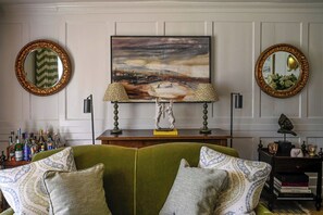 TV, fireplace, books, stereo