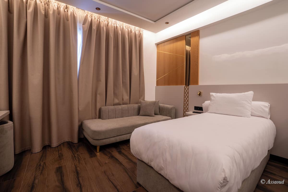 Single Room, City View | WiFi (free)