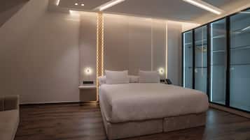 Comfort-Doppelzimmer, Balkon, Stadtblick | Kostenloses WLAN