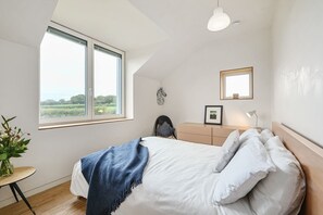 3 dormitorios, tabla de planchar con plancha, wifi y ropa de cama