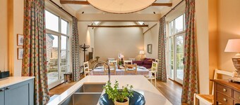 Bullfinches Barn by Bloom Stays- a holiday let sleeping 6 guests in 3 bedrooms