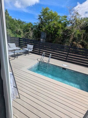 Outdoor pool - Modern Cottage with Pool in Cedar Valley (Cedar Valley)