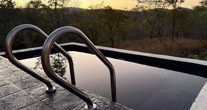 Wanyamapori is a family-run safari lodge on a 395-acre wildlife corridor.