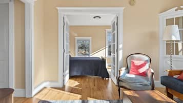 2 chambres, fer et planche Ă repasser, Wi-Fi, draps fournis