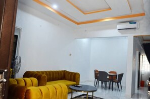 Deluxe Apartment, Pool View | Living area - OceanWinds Royal Apartments  (Calabar)