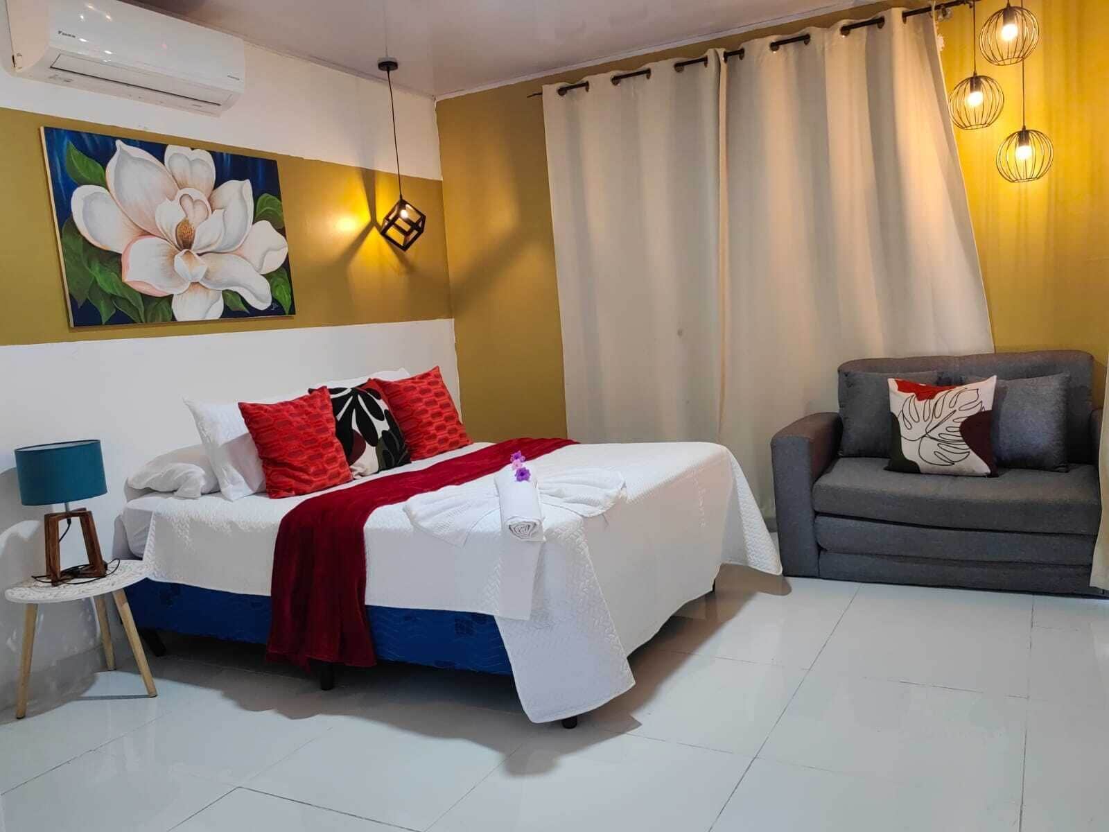 1 bedroom, internet, bed sheets