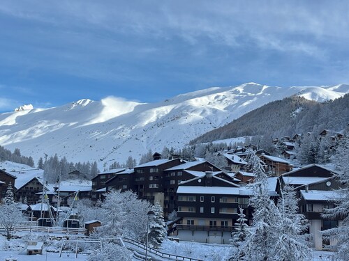 Spacious apartment at the foot of the slopes
