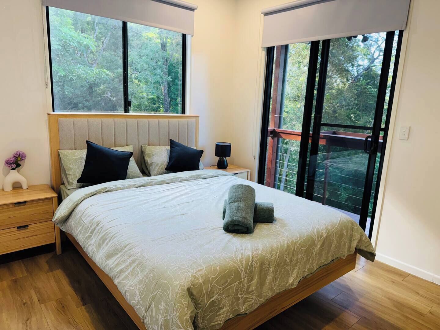 3 bedrooms, iron/ironing board, Internet, bed sheets