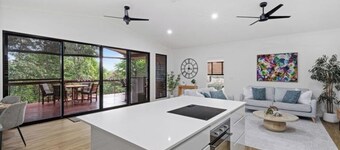 Kookaburra - A Home in the Trees