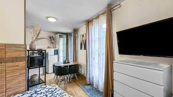 1 bedroom, iron/ironing board, WiFi, bed sheets