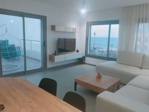 Le Rivage Bleu - apartment with pool