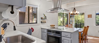 Incline Village Retreat Year-Round Mountain Escape with AC