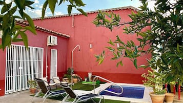 Superior House, Garden View