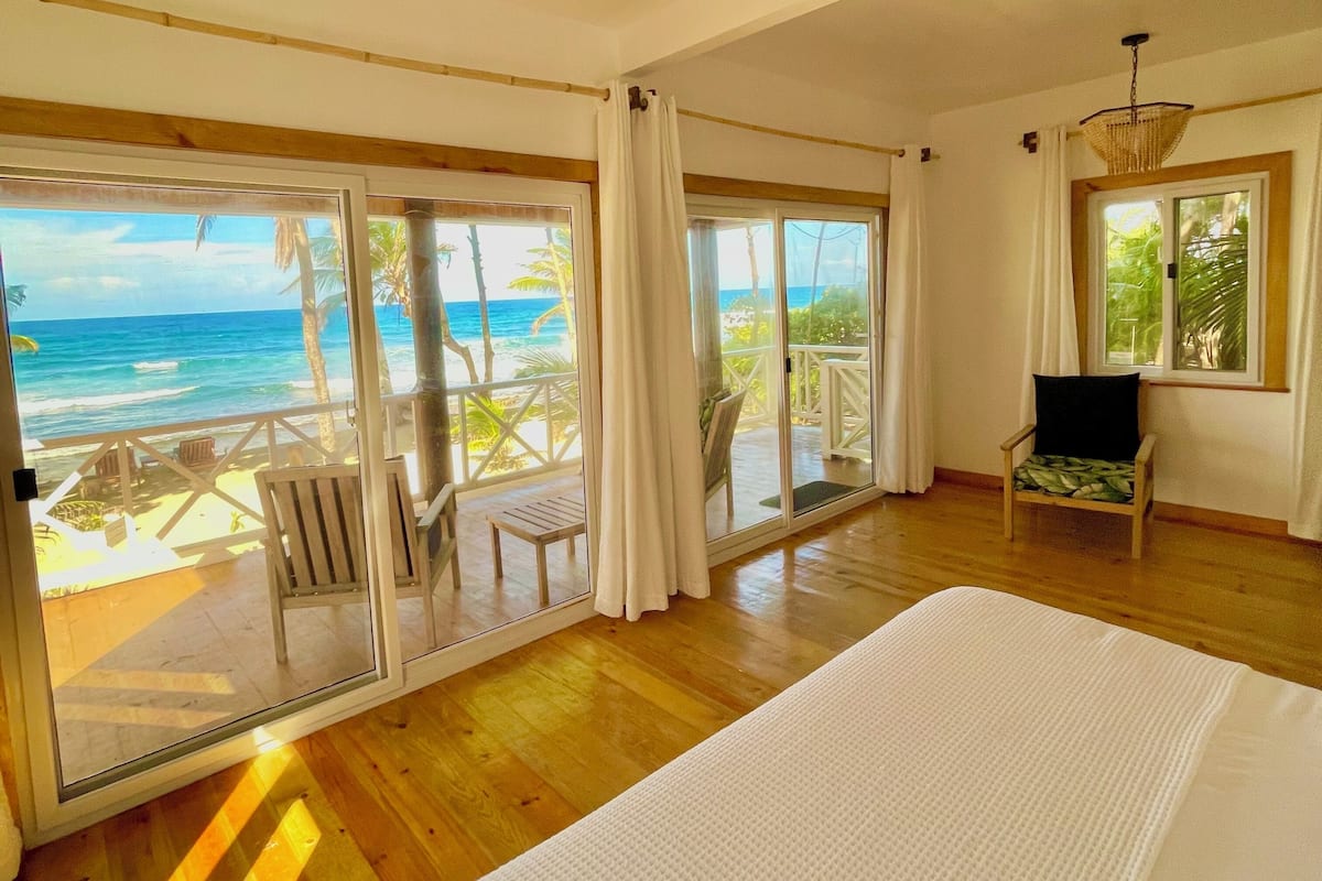 Egyptian cotton sheets, premium bedding, memory-foam beds