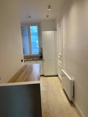 Interior - Apartment near the Eiffel Tower (Paris)
