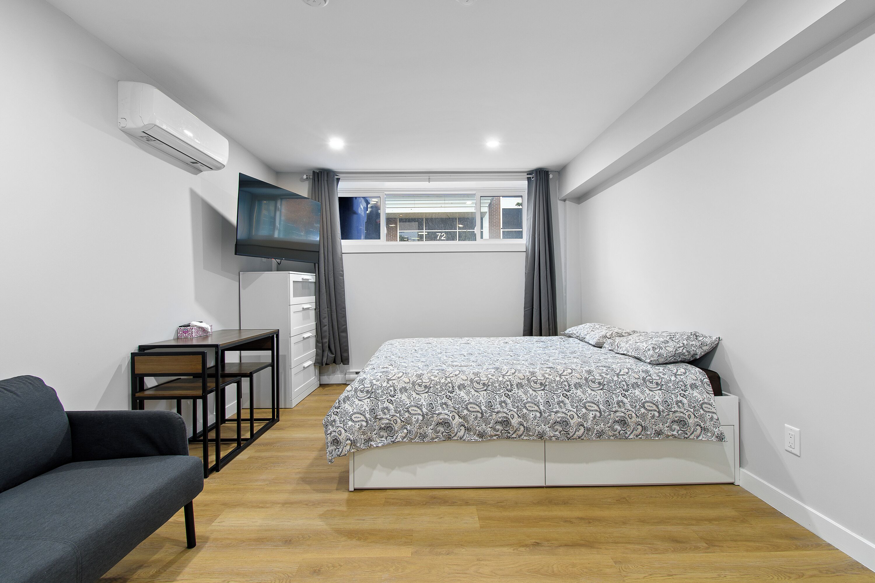 1 bedroom, WiFi, bed sheets