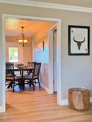 تناول الطعام