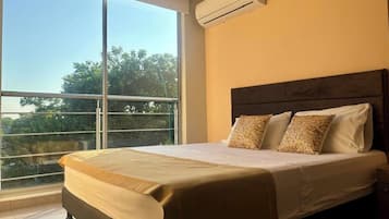 Fer et planche Ă repasser, Wi-Fi gratuit, draps fournis