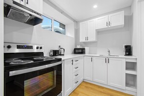 Private kitchen - down town location ,brand new units #4 (Gatineau)