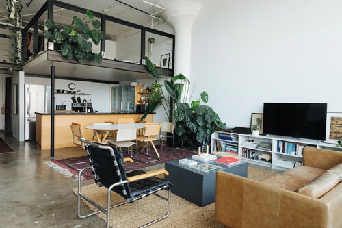 Bright Trendy Leslieville Loft & Studio