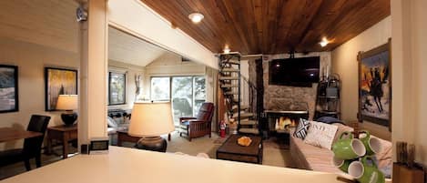 Smart-tv och eldstad