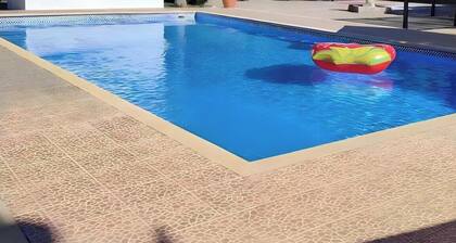 Chalet con Piscina Privada y Barbacoa