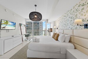 Luxury Apartment, Balcony, Ocean View | Blackout drapes, soundproofing, iron/ironing board, free WiFi