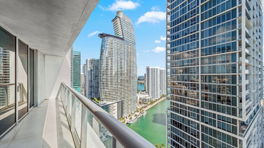 Icon Brickell Luxury Residences & W Hotel
