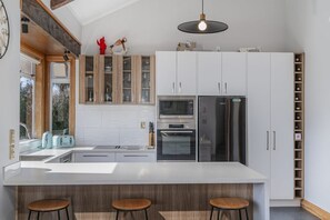 Microwave, oven, stovetop, dishwasher