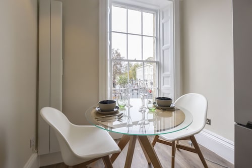 Elegant Period Town Centre Apartment with Parking