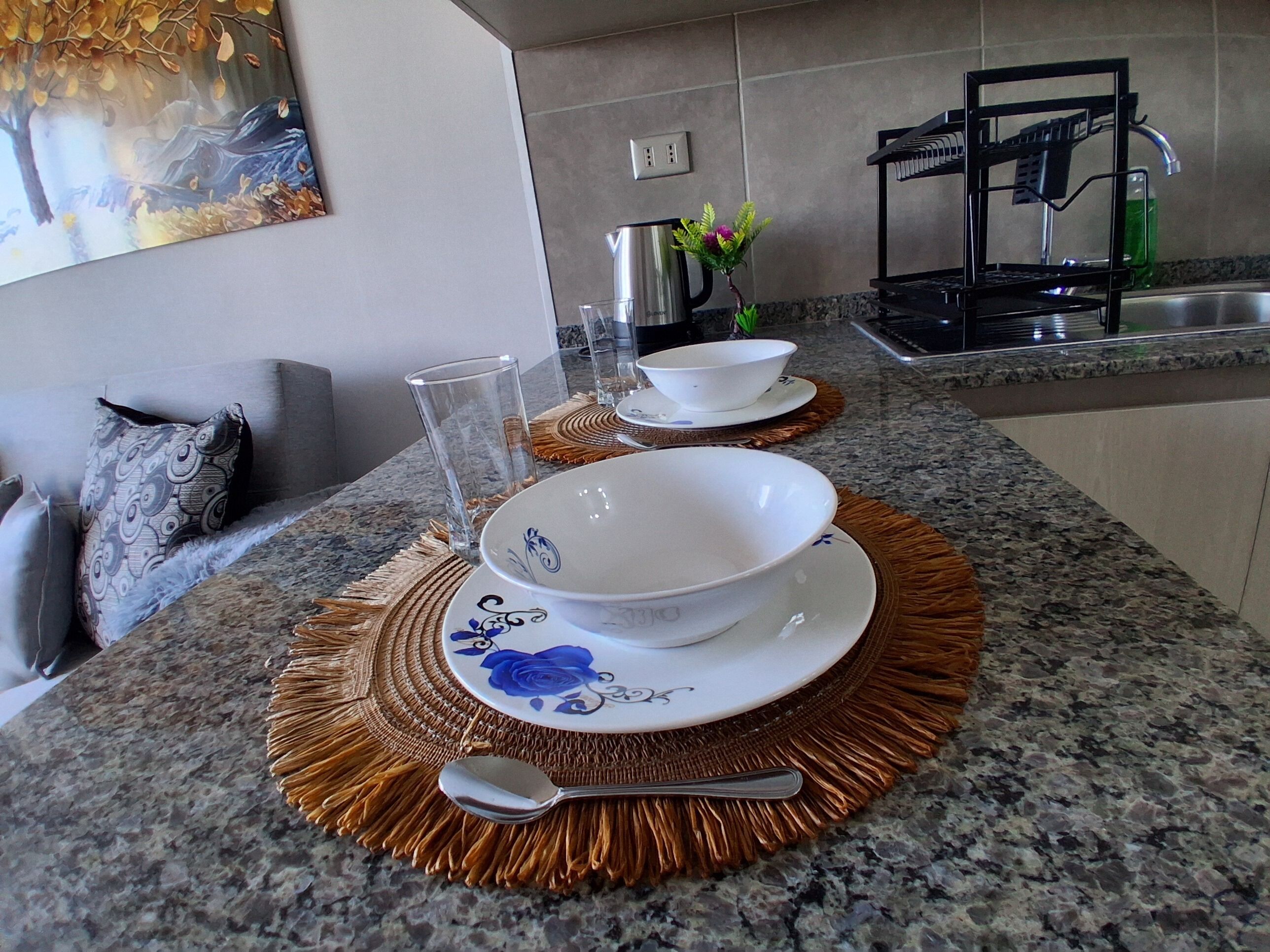 Comfort-huoneisto, parveke, näköala mäelle | Tallelokero huoneessa, pimennysverhot, äänieristys, ilmainen Wi-Fi