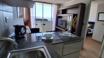 خزنة داخل الغرفة وستائر تعتيم وتجهيزات عازلة للصوت وواي فاي مجانًا