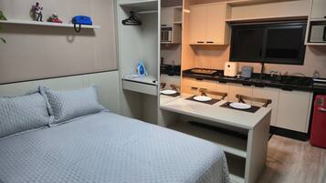 1 bedroom, iron/ironing board, WiFi, bed sheets