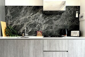 Four, plaque de cuisson, lave-vaisselle