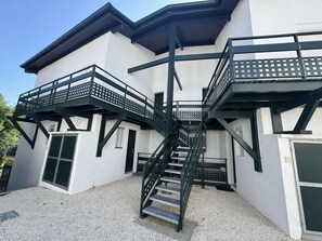 Exterior - Les Asturies 8 (MOLIETS ET MAA)
