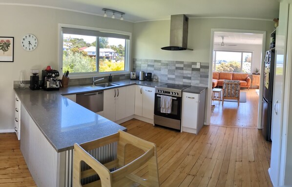 Microwave, oven, stovetop, dishwasher