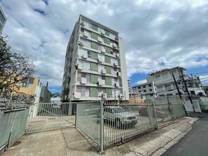 Exterior - Designer 3-bedroom apartment with AC in vibrant San Juan (San Juan)