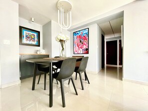 Dining - Designer 3-bedroom apartment with AC in vibrant San Juan (San Juan)