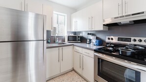 Private kitchen - Central Spot+Free Parking+ Steps to DT & Nightlife (Miami)