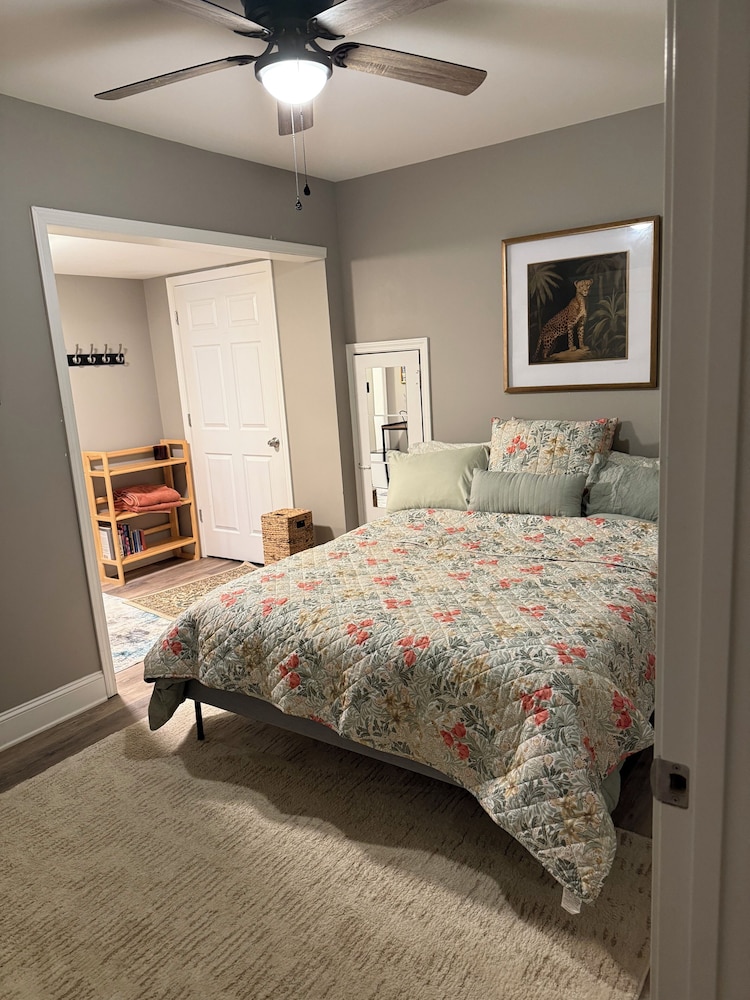 The Evolution of Pet Policies Post-Pandemic | National Apartment ... - Modern Penthouse-View Apartment Pet-Friendly Policies