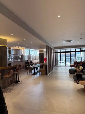 Lobby - Luxury Suite 5 min from Congonhas Airport, Queen Bed + Single Bed (São Paulo)