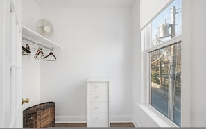 House | 3 bedrooms - Luxury Boutique Townhouse in the Heart of Halifax (Halifax)