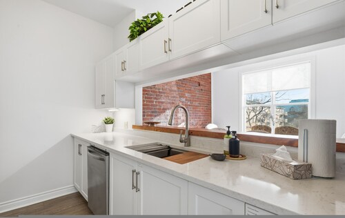 Luxury Boutique Townhouse in the Heart of Halifax