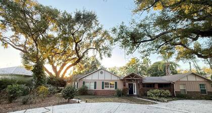 The Hidden Treasure – Spacious 3 Bedroom Retreat in Lakeland