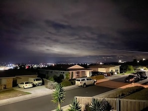 Exterior - Hobart Family Retreat | Spa & Dual Living Home (Sorell)